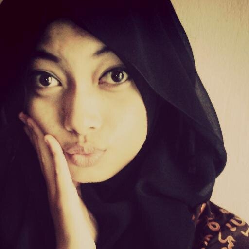 I'm a Midwife  ♥ Allah ♥ My parents ♥ my boY