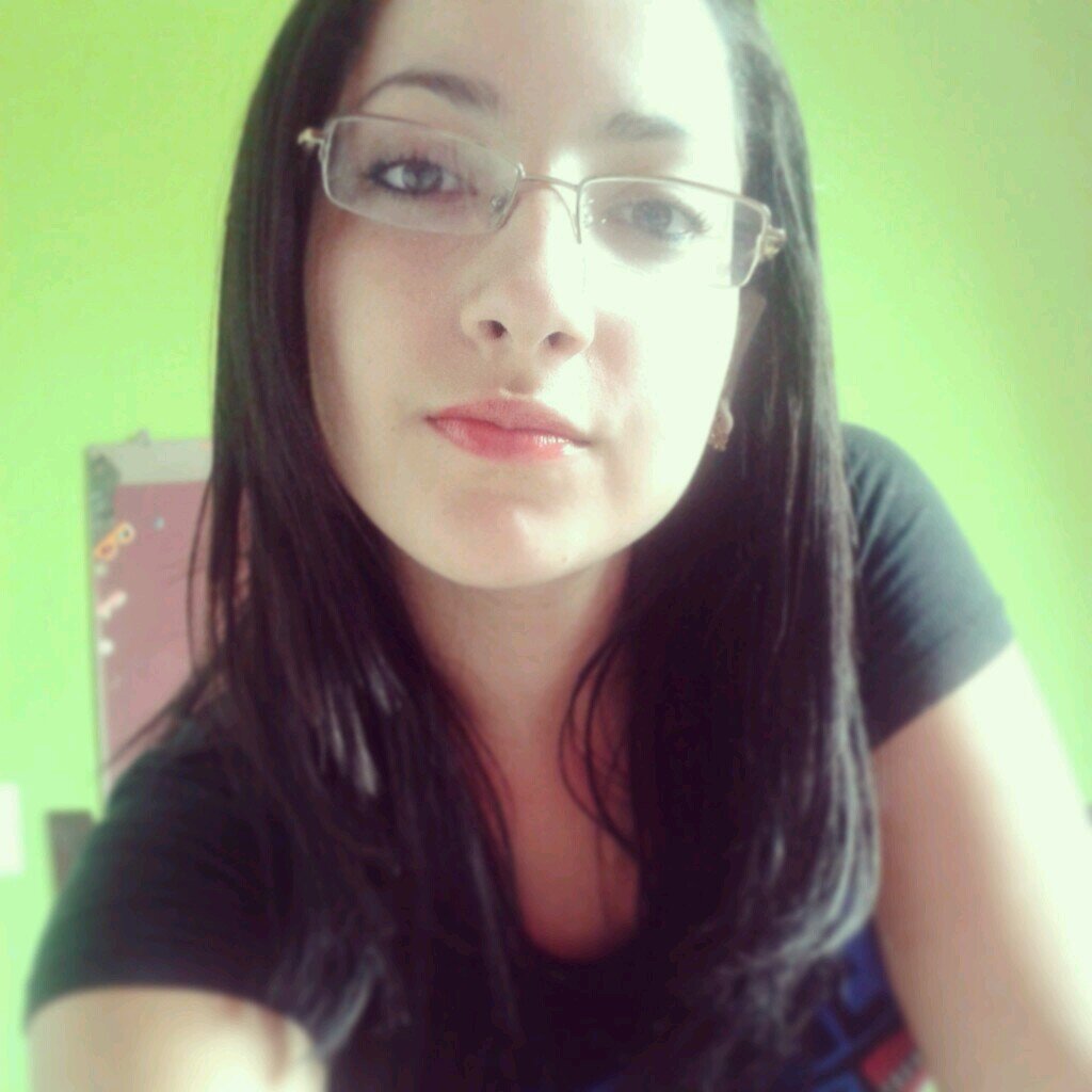 16, Paulista, namoro, Libriana (22-10), tímida, alegre e torcedoora do maior do Mundo; São Paulo ♥ Follow-me (;