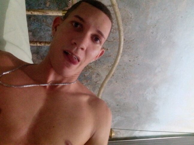 OPERAÇÃO VIRAR TIMBETALAB SEGUE QUE SIGO DE VOLTA E  RETWITA https://t.co/64MaokgaOo  E https://t.co/dakTtF8Rx8