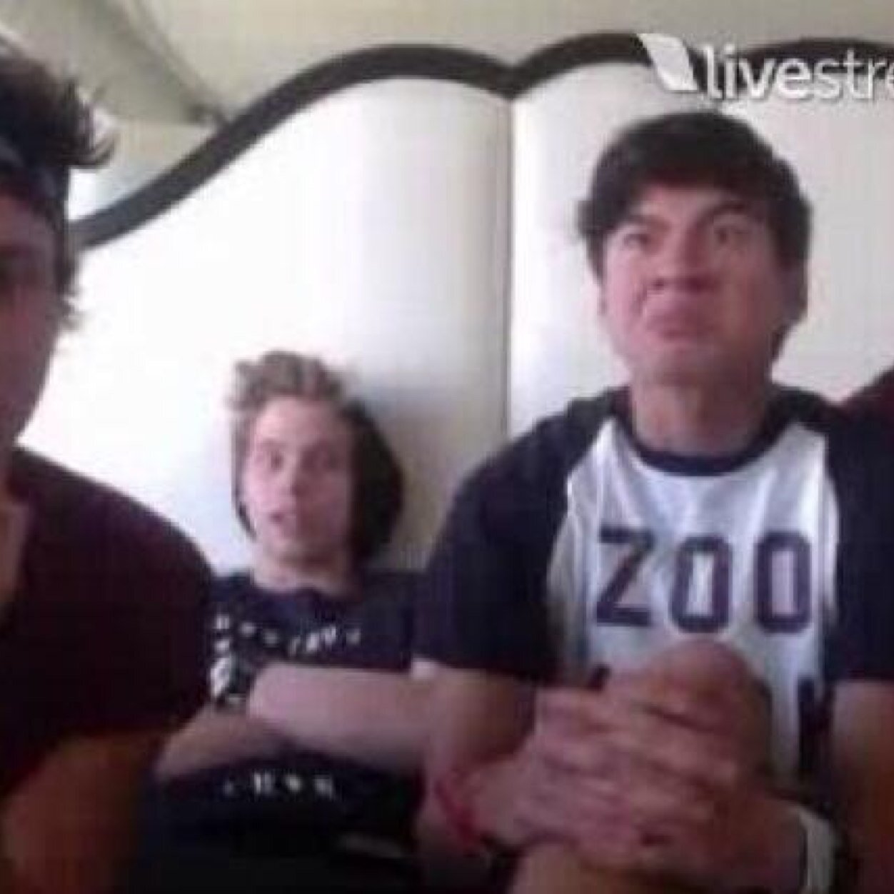 Helping Michigan fans find tickets to see 5SOS live! (Tweeting everyday when tickets go on sale.)
