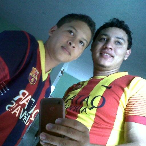 EL AMOR ES ALGO BONITO PARA LAS DEMAS PERSONAS PERO PARA MI ES NADA :) ;)