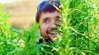 .. Todo lo que os interesa sobre este Fenómeno que es la MARIHUANA y mas.Seguidor de mis Seguidores.#Marihuanalibertad! ... Piensa en Verde..