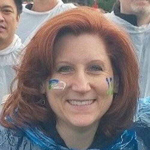 LunaRedNW's profile picture. 