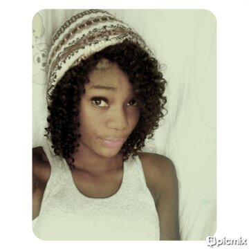 Am cute,hard working,datin a lovly guy, I love reading am simple nd understanding!