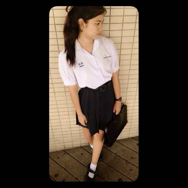 เช่อ นุ่น เปงดี้ ชอบ ทอม คร่ facebook: wannakan2538@hotmail.com