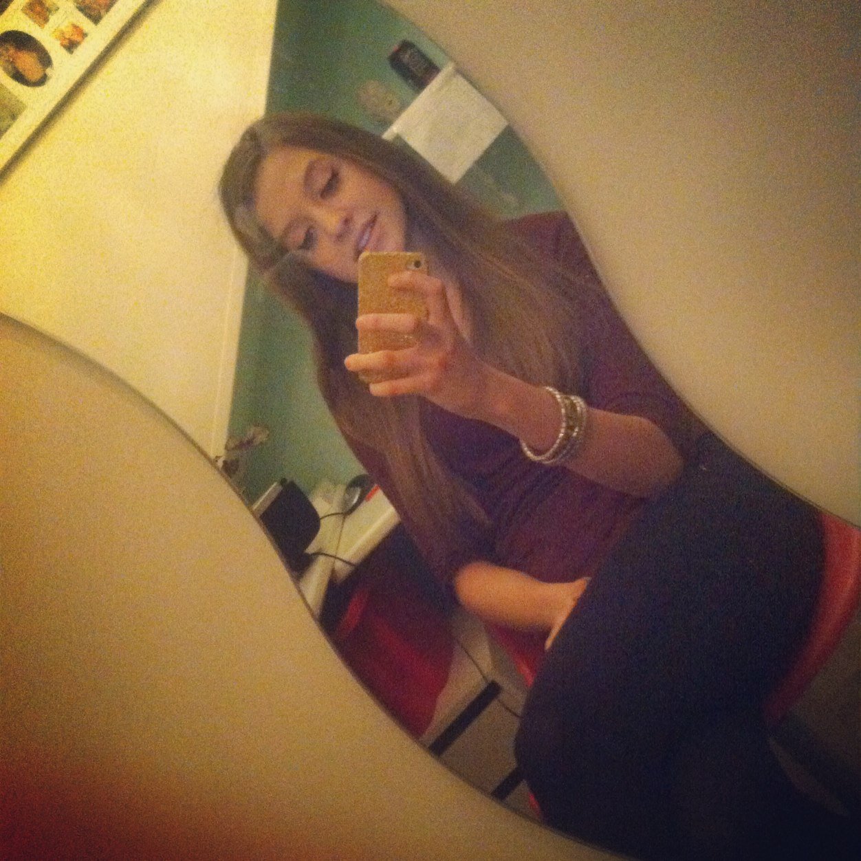 {insta; floorweetinkx snap; floor_kusje }