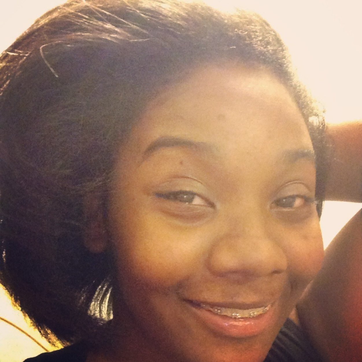 #teamdominican #teamfollowback #TeamBigSean #Teamsexy #TeamBrownskin #TeamMayweather #FreeBrooks #NATURAL (: