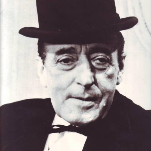 TOTÒ è patrimonio dell'umanità. Guarda x sempre gratis i suoi film da: http://t.co/o85569x9I9. (Scarica veloce con un click: http://t.co/G0gnLu4NUh)  #refollow