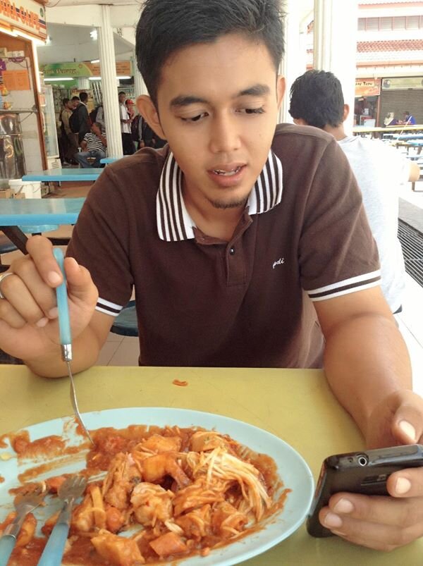 “Twitter ini Twitter saya, Hak tweet hak tuihh”
© 2013 Twitter