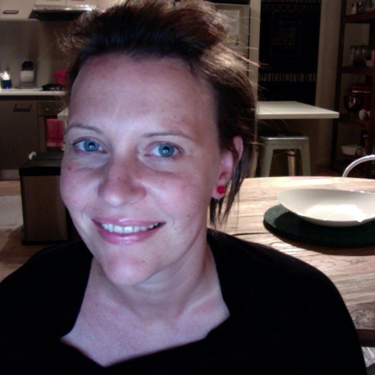 Happy wife & mum of 2. Love to make stuff and blog about it.