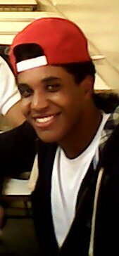 CCaioabrao's profile picture. as criticas nao me abalam os elogios nao me iludem sou o que sou nao o que dizem