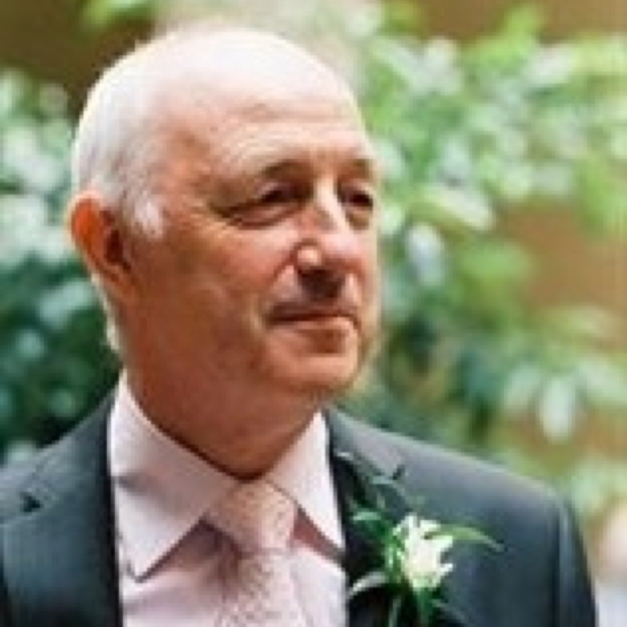 in memory of Dave Bridge, co-founder @Finessewindows. My brave husband and best friend. Supporting research into Motor Neurone Disease.