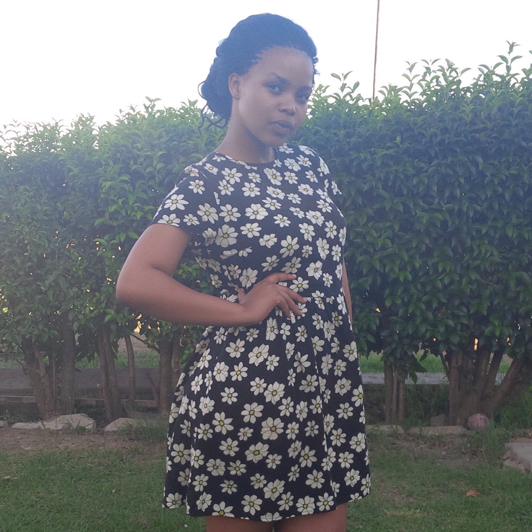 KeguSehularo's profile picture. Ndiyi cheri ethanga ukutya kwi restuarant ndikutye kwa pha!#Boss