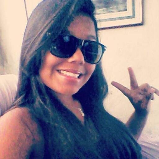 Com a cabeça erguida,mantendo a fé em Deus ♪ 
http://t.co/I8u4AuJk7X