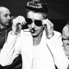 shoudbizzle's profile picture. get #Journals on itunes