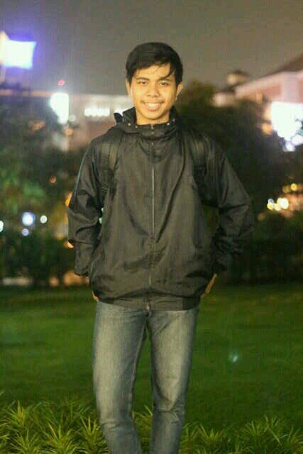 Jangan tinggalkan solat, berbakti kepada kedua orang tua. Insya Allah berkah dunia akhirat. Aamiin