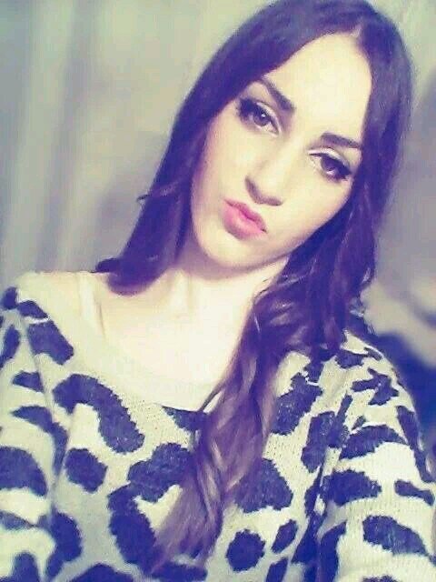 If you follow me, I will follow you back. BUT if you unfollow, I will unfollow also ;)xx