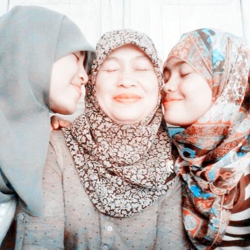 love everything you've had because it's irreplaceable | jhs 52 | shs 4 | part of @sefakatdotcom and @S1MPLE_smantse | all id: nadyaadewrd