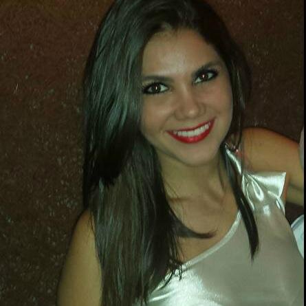 CASADA com Fábio...Jornalista do site  RedeGlobo/EPTV!

Viciada em livros, filmes, moda e maquiagem! Segue instagram @_danielarezende