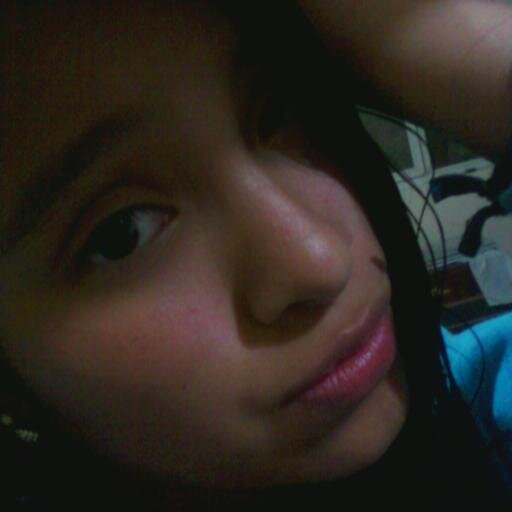 I LOVE TWITTER,I LOVE MUSIC  AND THE WORLD. 
                                            B)