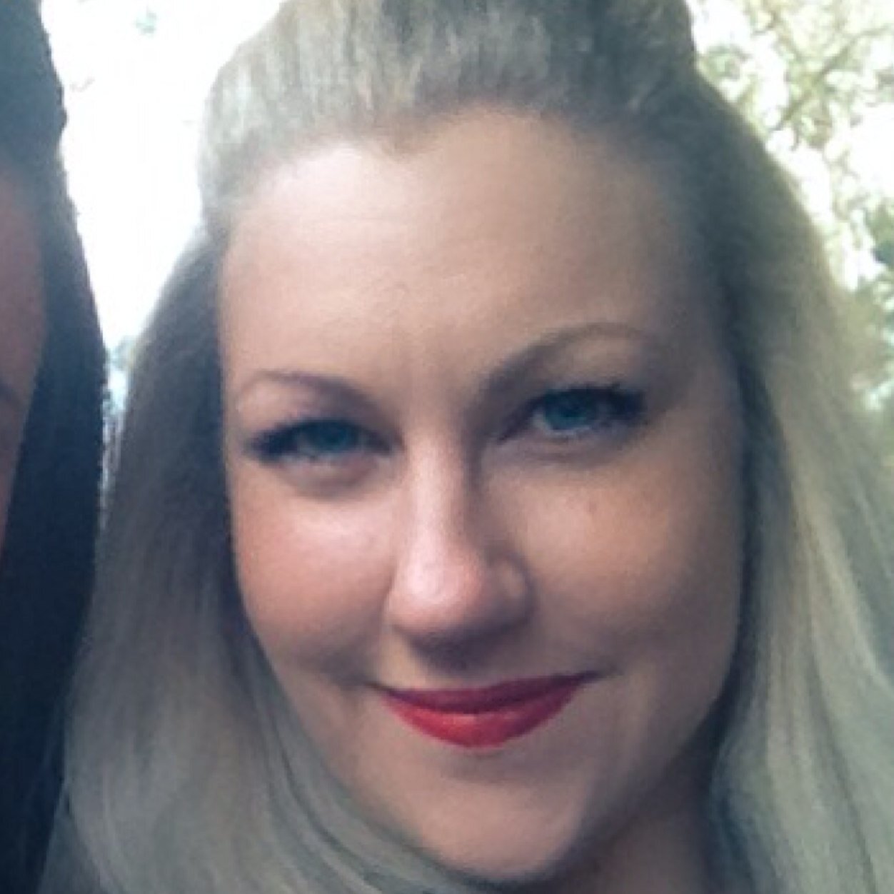 racheledridge's profile picture. Mother and Kpop convert from the UK. Lover of artsy things and paper craft, quizzes, reading, writing...and chocolate.