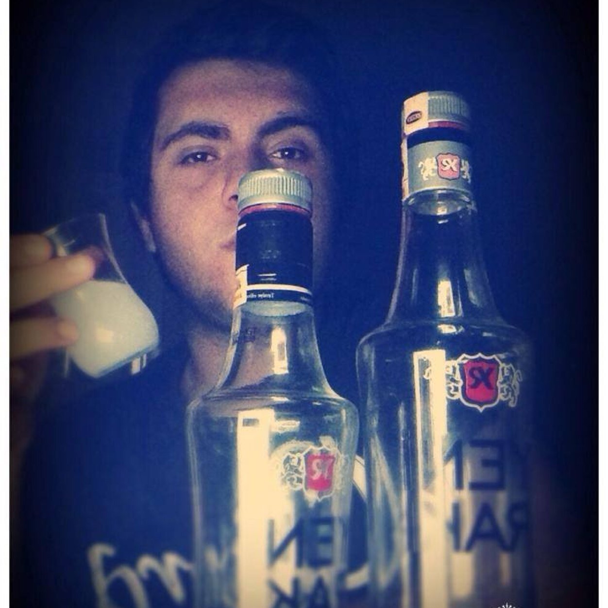 Rapper/Yazar/Mc/Editör
http://t.co/q4W2VwIleu
