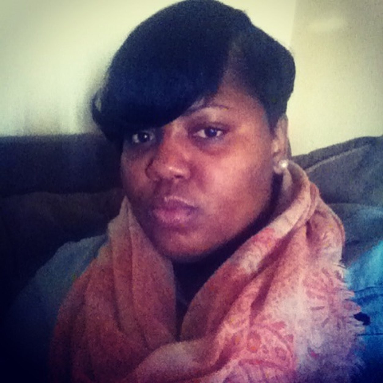 SUCH A LADY I STAND ALONE NO ONE CAN DEFINE WHO I AM I DEFINE MYSELF FAKE HOES STEP BACK!!!!!!