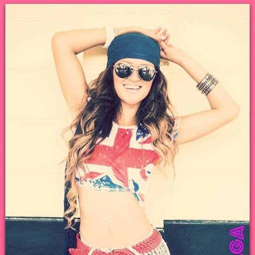 FAN DE#ANGIE #ARIZAGA LA AMAMOS PARA NOSOTROS ES NUESTRA INSPIRACION SIGUENOS Y TE SEGUIMOS I LOVE ARIZAGA NEGRI SOY #PORCEZAGA100% @arizaga_a y @nicolaporcella
