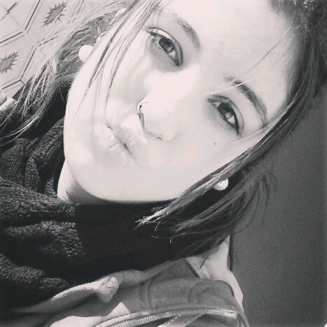 EstelaTerron99's profile picture. Dando guerra desde el 99. Amante de la música. Princesa sin corona. Mi razón por la que sonreir, Mario Mogío Contreras 16#.