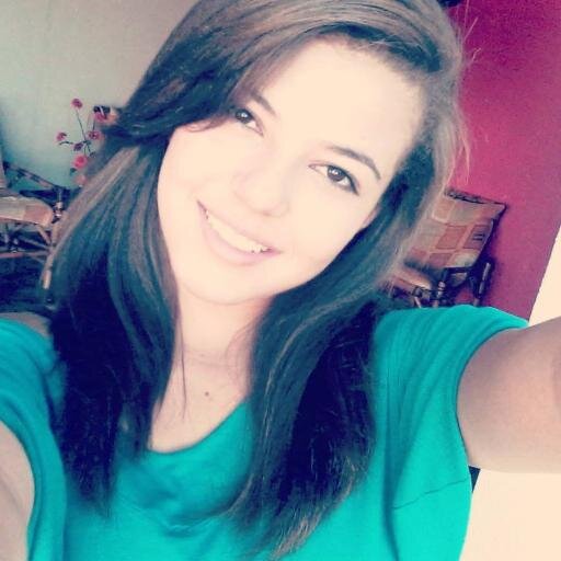 ❤️ Amo a @UmaMoorena ❤️