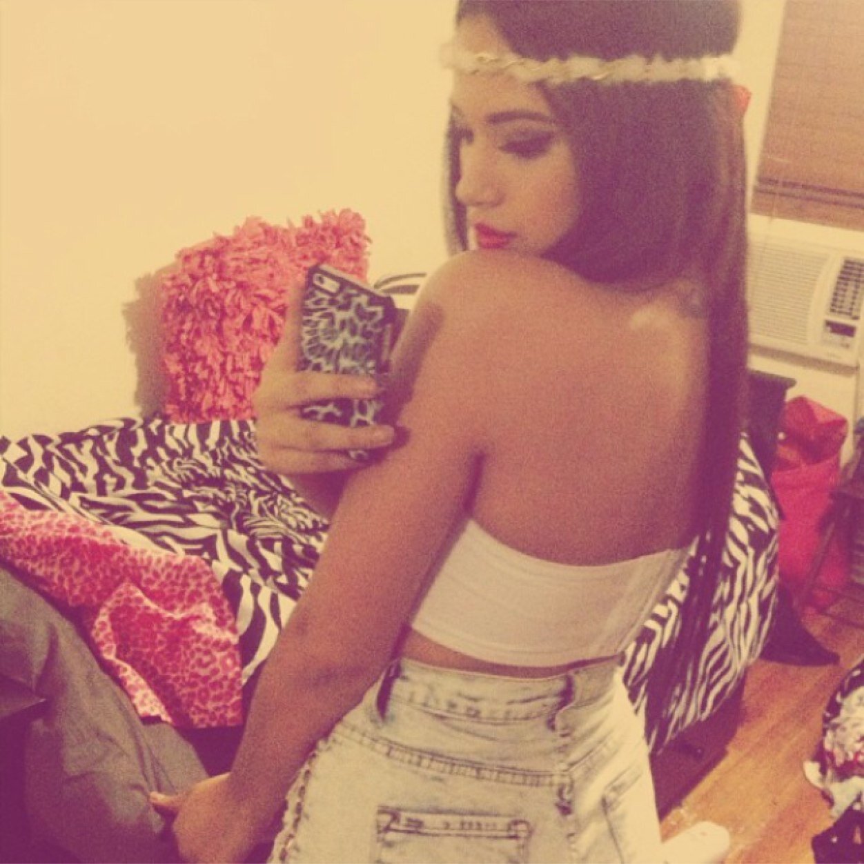 tybg, l0lzz.✨ baaby ,



parodeee