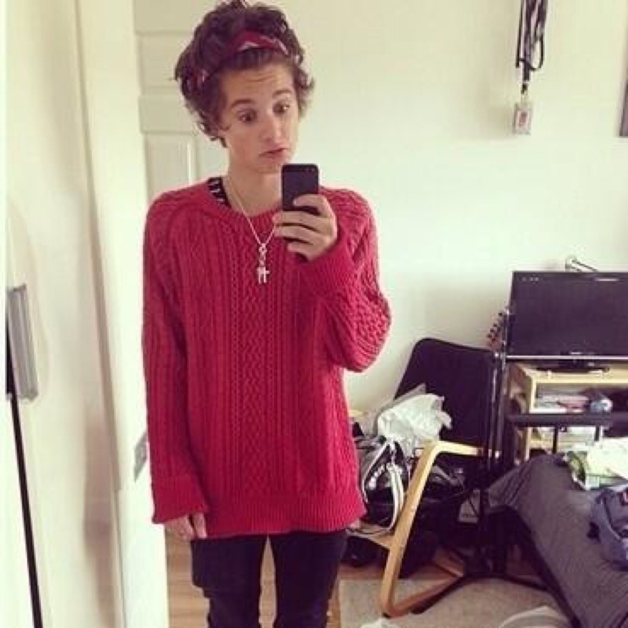 Free Follow from @TheVampsSecret