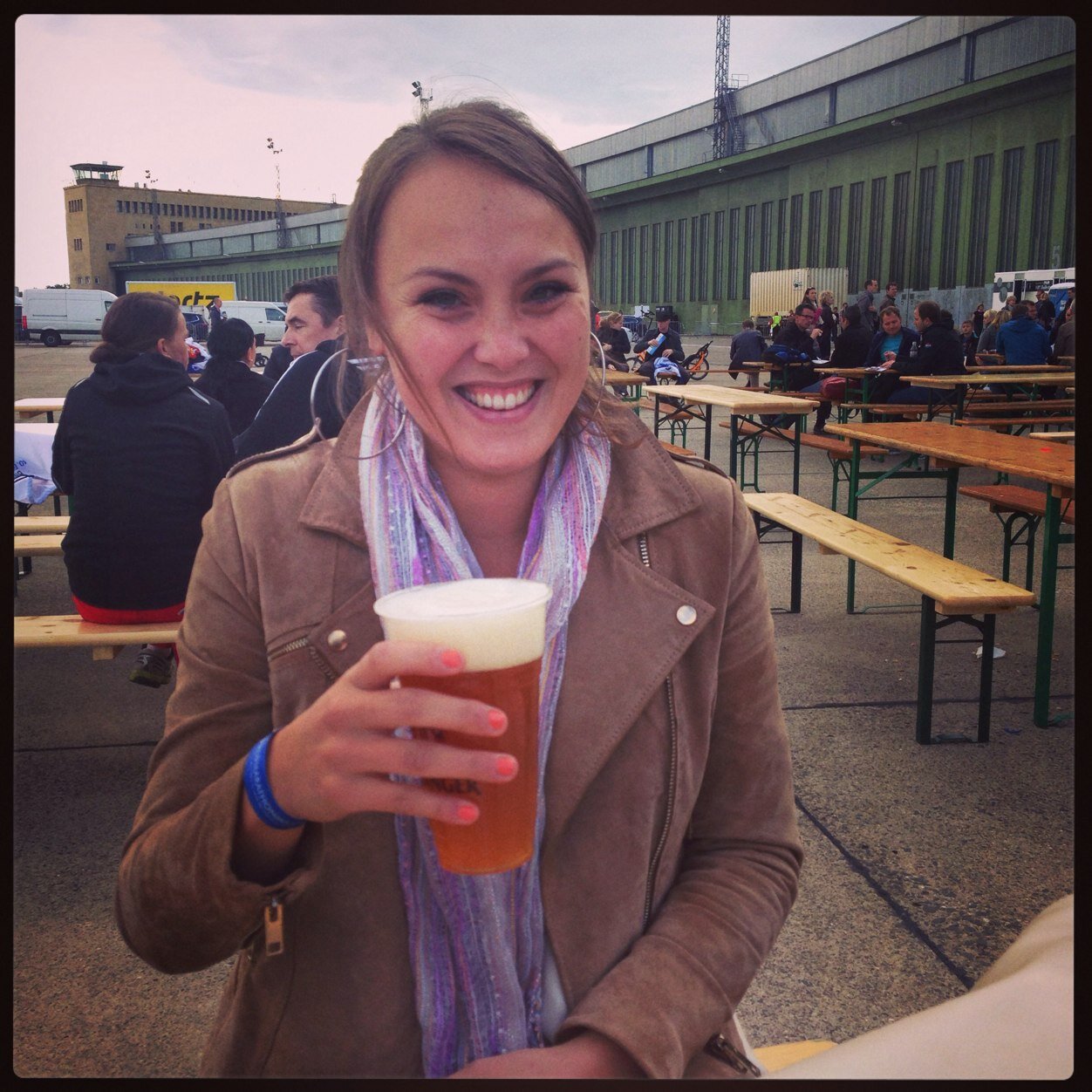 shirleykusters's profile picture. Verpleegkundige bij de Kinderthuiszorg. Gek op hardlopen en leuke dingen doen met mijn vriendinnen en vriend..