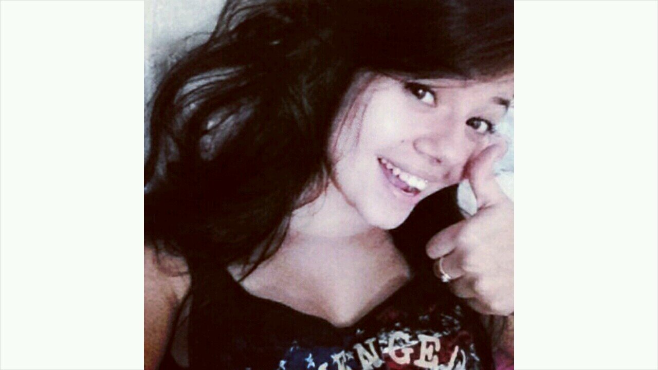 sou apaixonada por kings of leon e amo a @sleepingwithbru