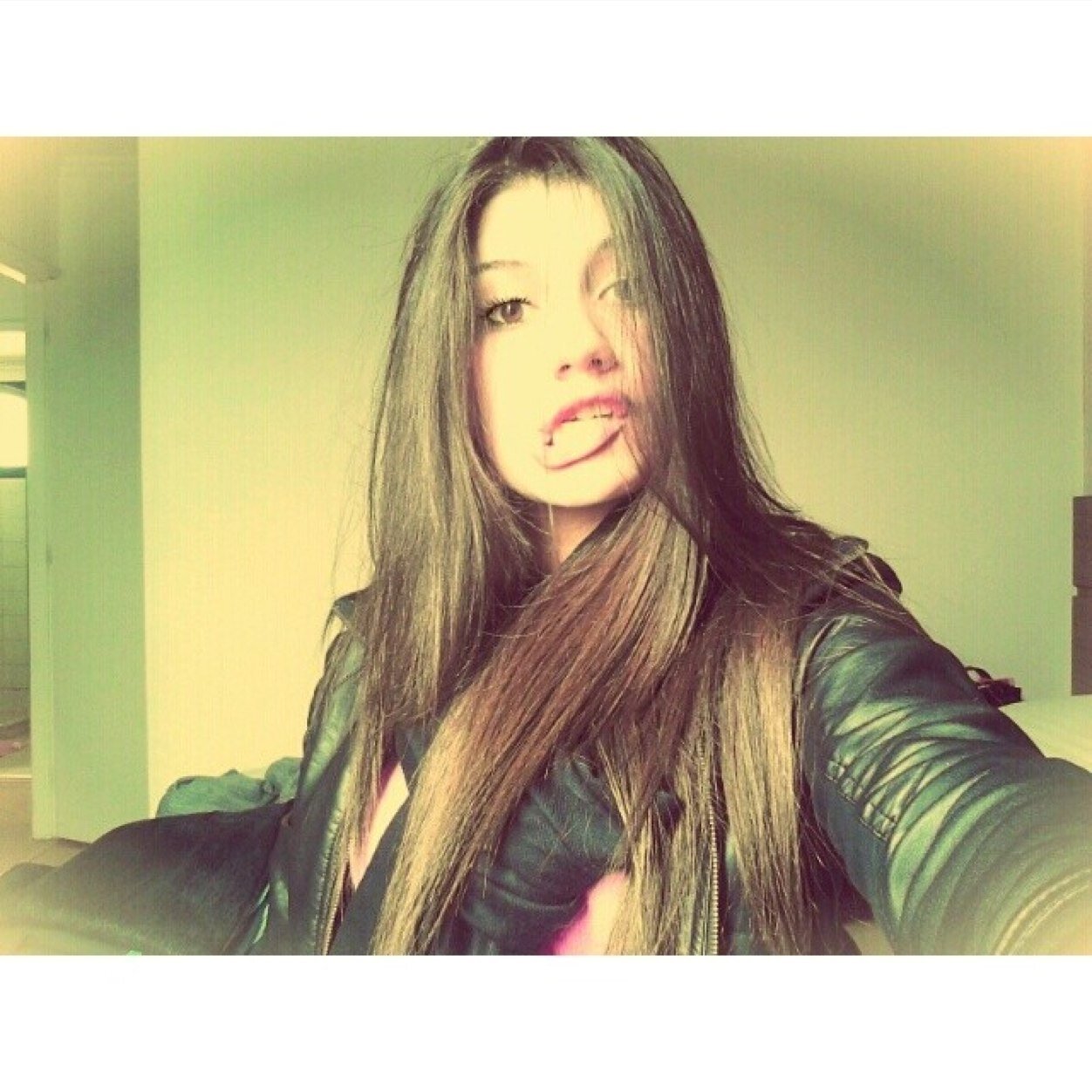 Nao precisa seguir por aqui sigam pelo @ribeiroketlyn_ obg amoressss