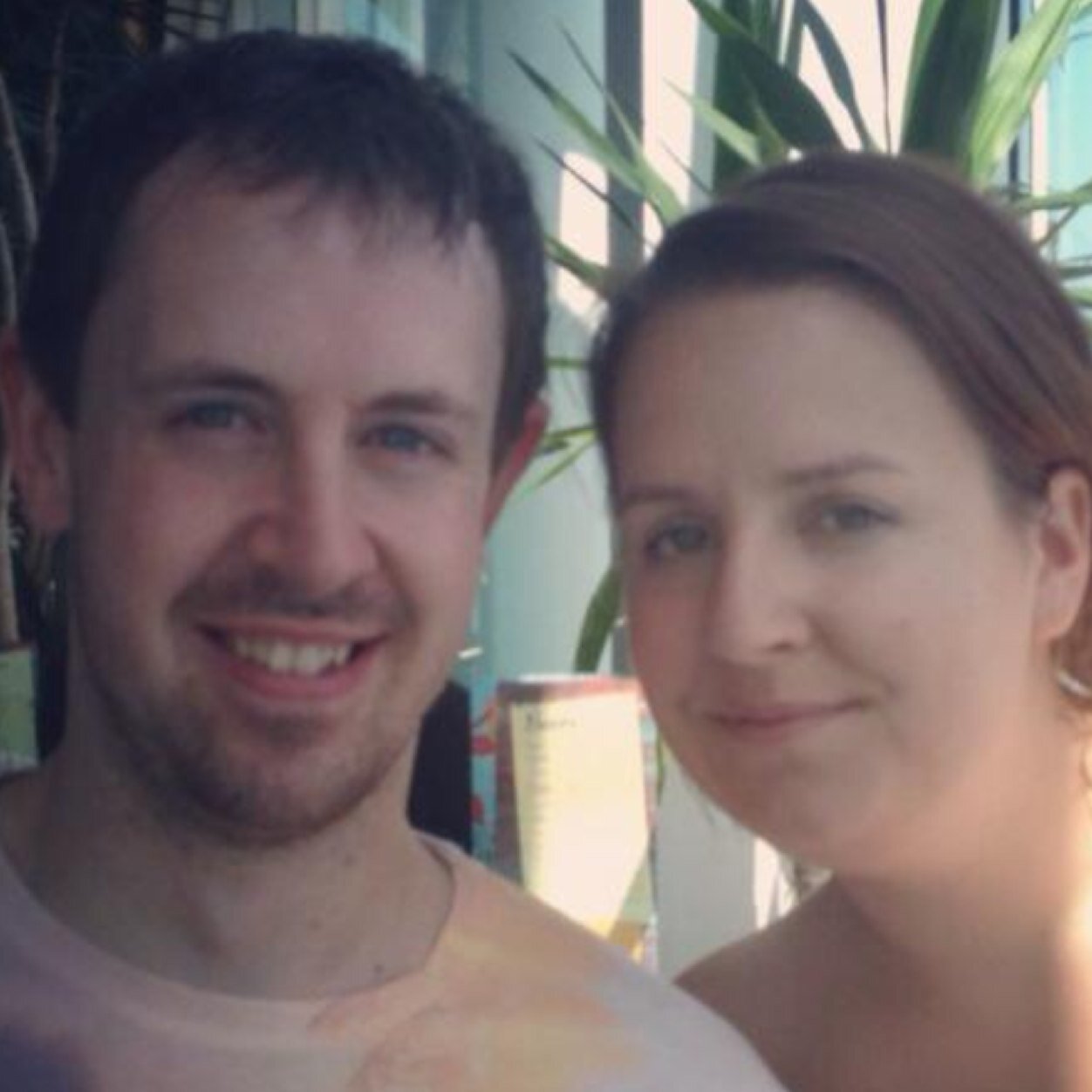 I am a happy, bubbly, carefree person, who loves my husband, my family and my friends! :-)