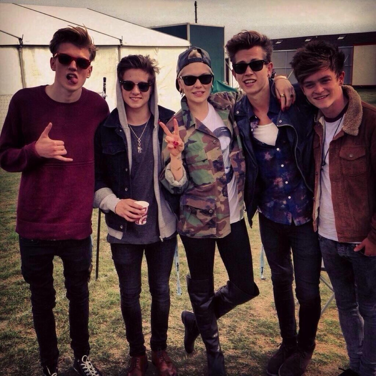 Free Follow from @TheVampsSecret