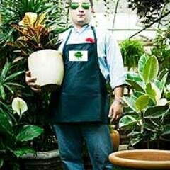 RooftopLinnaeus's profile picture. Urban Gardener, Garden Designer,Garden Retailer, and lover of life! #ThinkSpring! @UrbangardenNYC