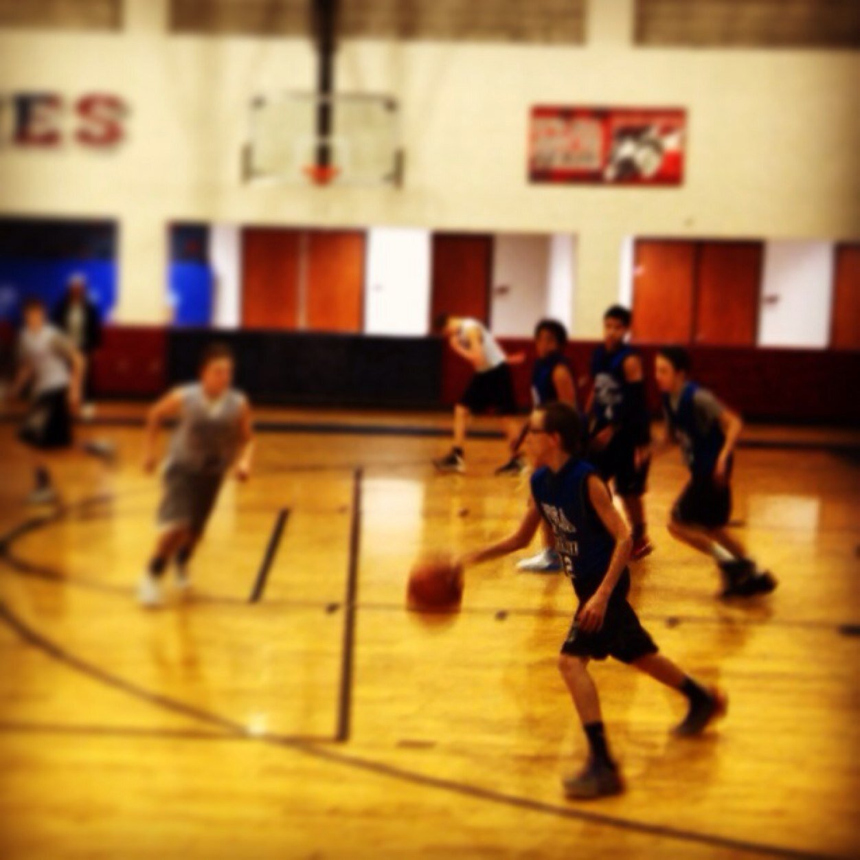 BallisLife Hard work beats talent when talent doen't work hard- Kevin Durant, Shooting Guard #team5basketball