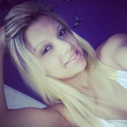 pequena mulher, um dom da natureza aquela mina é firmeza ♪ㅤㅤㅤ