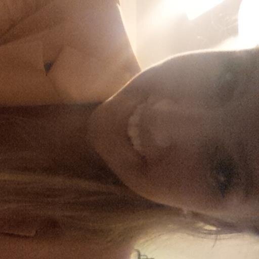 chloedodge_'s profile picture. live free;