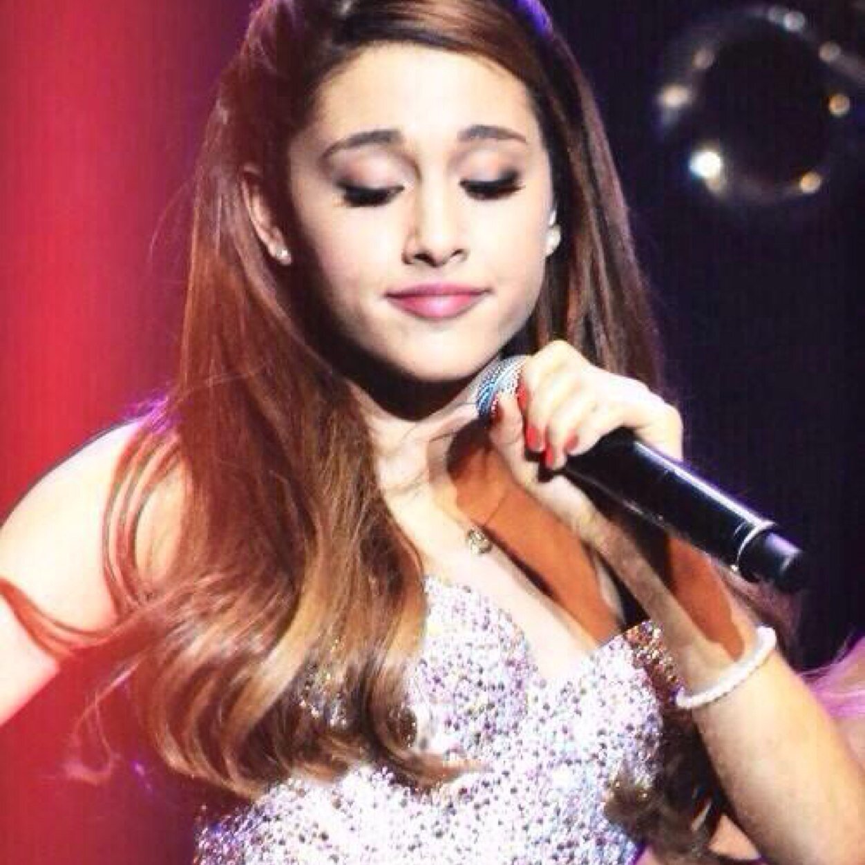 youre worth it. i love you.❤️never give up. if you can itd mean a lot but please follow @Da1DsDream and @xdreaminbutera