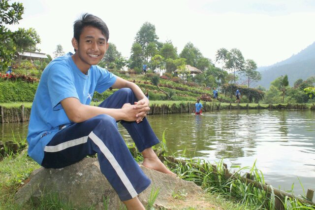 Pover_iz's profile picture. Do my best to get the best and be the best to give the best so i could be best at my best although i am not the best trying to make d best flshback bfr i die