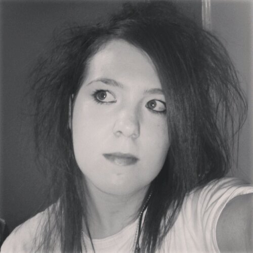 layla2793's profile picture. Rock. Metal. Punk. Artist. Awkward in Social Situations. #SWYD #QPR