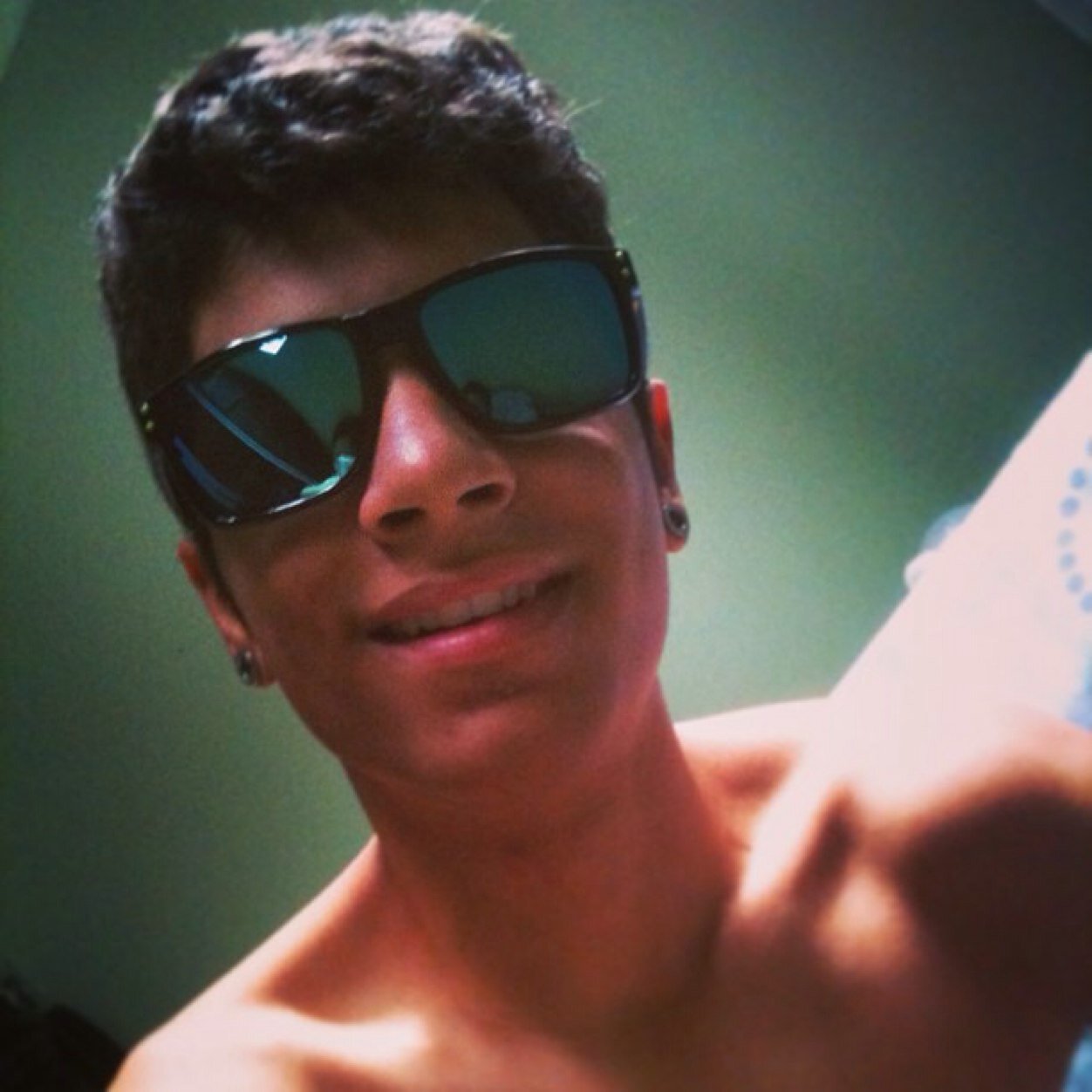 É necessário sempre acreditar que o sonho é possível, Que o céu é o limite e você truta é imbatível. !! Racionais Mc's