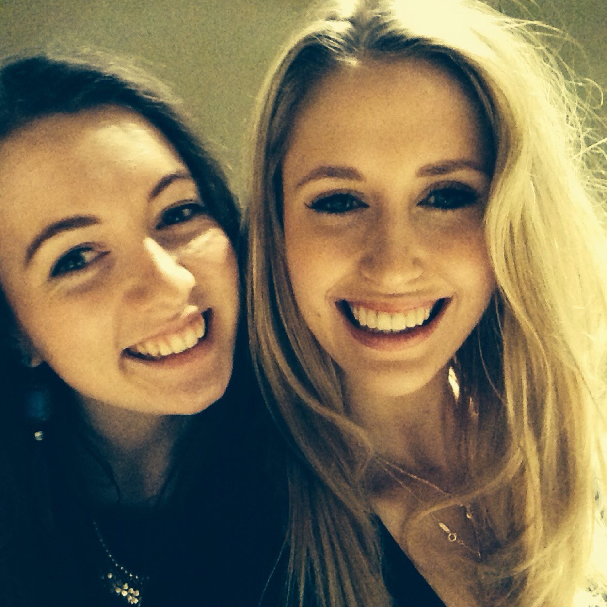 EllieLRyan's profile picture. 20, studying English Language and Literature at the University of Leeds