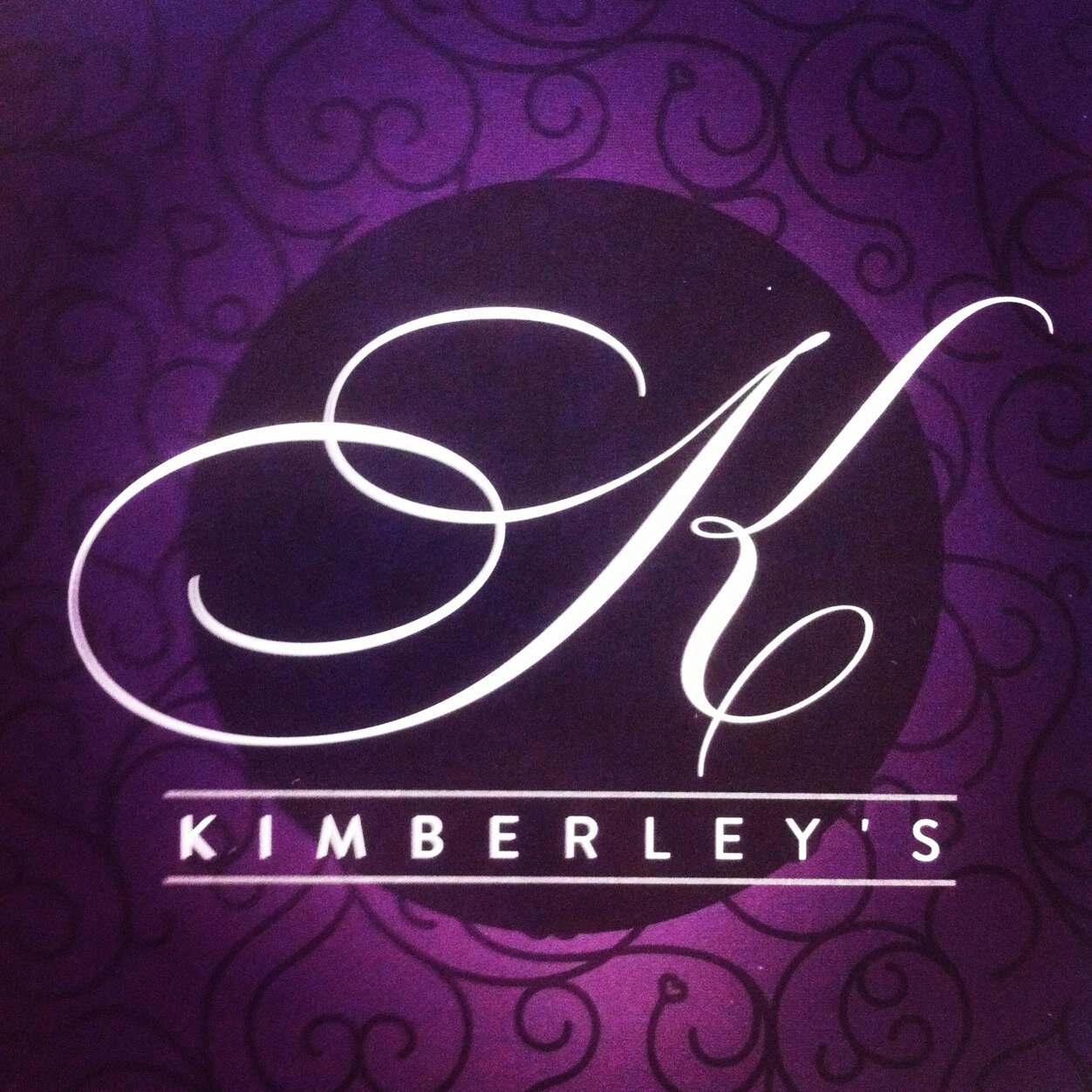 Fully Sculptured Nails, Gel polish, Twinkletoes, Spray Tans, Party Lashes and much more!!!