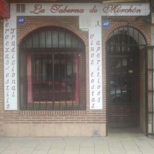 Cañas Ribera y buenas Copas acompañado de la mejor gente y la mejor Música. C/ Covadonga 2