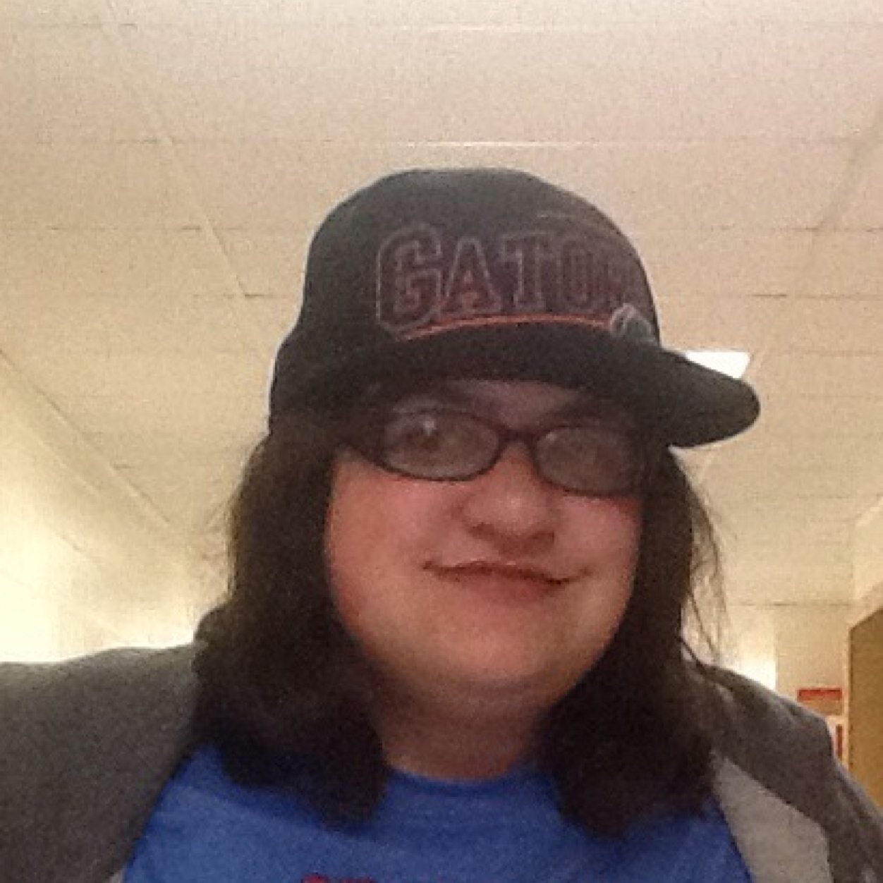 I am 18 years old and i'm a senior in high school. I love my family and friends. That about sums me up. Please follow me.