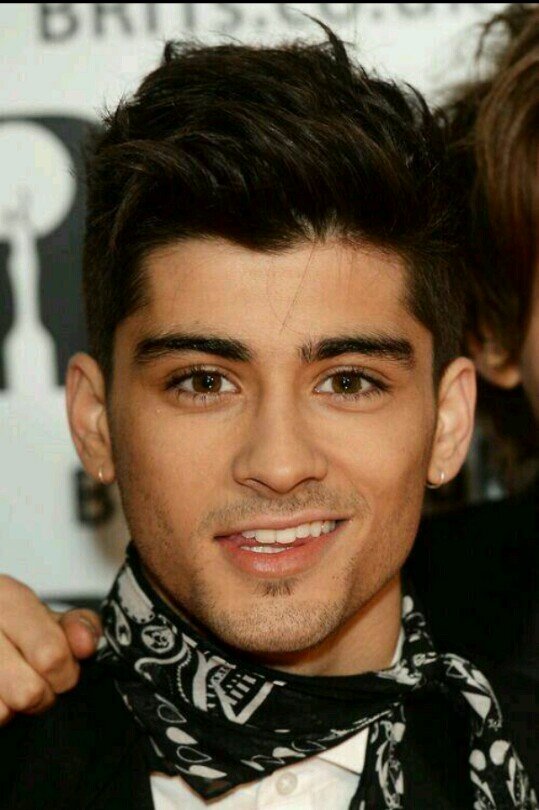 ★ Hii I'm Leticia. I'm very fanatic by 5 beautiful boys @harry_styles @louis_tomlinson @zaynmalik @niallofficial @real_liam_payne . Are my life *follow me*